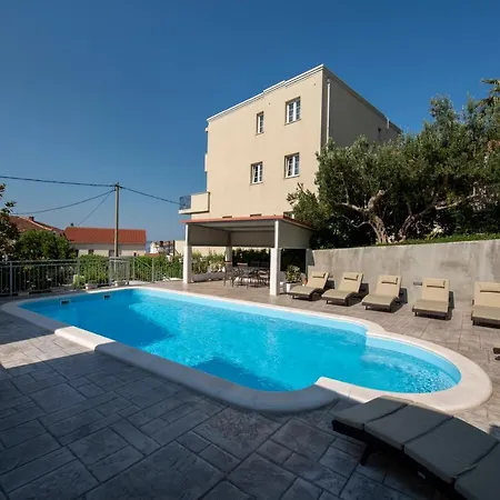 Bevanda Apartment Podstrana