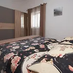 Apartment Bevanda