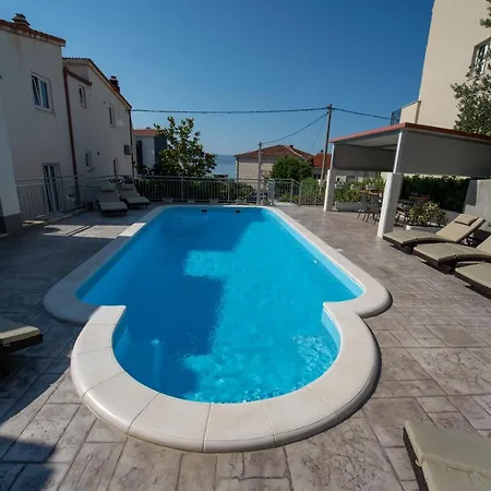 Apartment Bevanda Podstrana