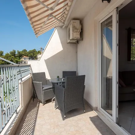 Apartment Bevanda