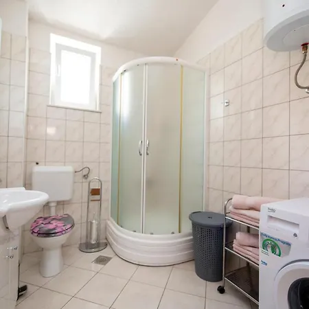 Apartment Bevanda